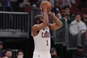 哈登加盟骑士后数据：场均21.2分5.2板7.8助3.2三分 球队14胜4负 - 资讯配图