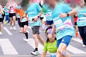 “补给哥”、“劈叉姐”!官方:对2名成都马拉松违规选手禁赛2年 - 资讯配图