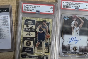 快递员弄丢文班亚马签名球星卡遭索赔3万 民警历时半月成功找回 - 资讯配图