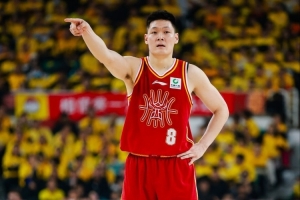 犯规困扰!张宁仅打11分钟5中2仅拿8分1篮板 4次犯规 - 资讯配图