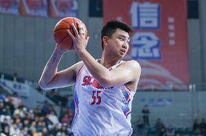 媒体人：广厦男篮补强内线 在自由市场上签回了旧将苏若禹 - 资讯配图