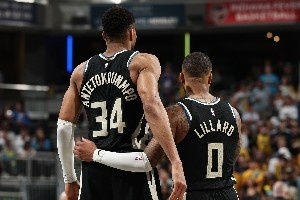 过去一年十大最差操作：骑士火箭快船引援失败 裁利拉德影响深远 - 资讯配图