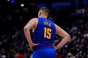 约基奇剩余10场需送出68助 便可再次完成赛季场均三双壮举！ - 资讯配图