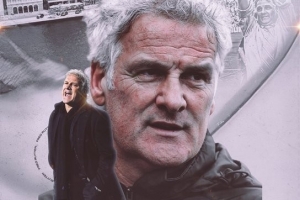 前助教谈库拉索新主帅吕滕：前主帅干得很好 对新帅吕滕不熟悉 - 资讯配图