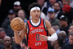 这场打出你的实力!7号秀费尔斯12中9&三分5中3高效砍21分3助2断 - 资讯配图