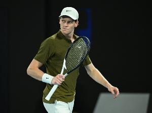 连续14场2-0！辛纳在大师赛连赢28盘，已打破德约保持的历史纪录 - 资讯配图