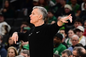 ESPN：多诺万是北卡主帅头号热门 此前曾有报道他有意离开公牛 - 资讯配图