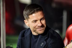 接班斯洛特！图片报：阿隆索已准备好执教红军，要求有引援话语权 - 资讯配图