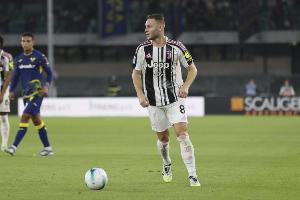 27轮0球0助!28岁库普身价6连跌仅剩2000万,2年前尤文花费5840万 - 资讯配图