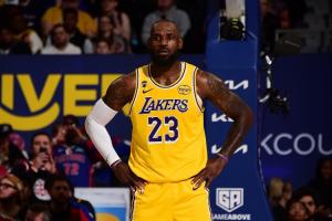 詹姆斯面对各队胜率:最高84.7% vs湖人73.3% 仅打1队胜率不足5成 - 资讯配图