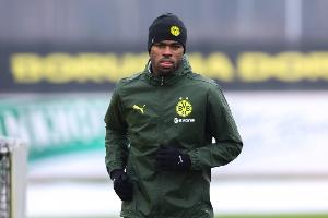 德天空：丘库埃梅卡职业生涯至今从未踢满过一场比赛 - 资讯配图