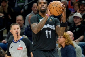 里德:不管是球员还是个人我都在继续成长 努力保持心态平稳 - 资讯配图