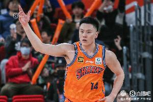 外线开炮!上海全队三分34投21中 命中率高达61.8% - 资讯配图