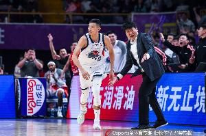 齐鲁晚报：冤家又迎对决！今晚客战新疆，高速男篮剑指三连胜 - 资讯配图