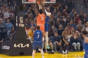 无视补防！拖布顺下接米切尔妙传双手隔扣比塔泽 - 资讯配图