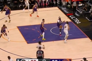 下半场第一攻就达成！约基奇助攻戈登暴扣拿到三双 - 资讯配图