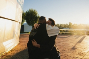 奥莱报:梅西与塔皮亚的良好关系不应成为派系攻击的口实 - 资讯配图