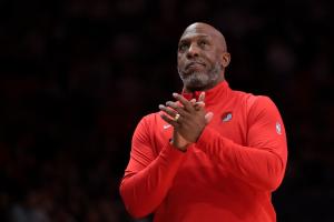 比卢普斯社媒“诈尸”!网友纷纷调侃:他们把你放啦?你自由啦? - 资讯配图