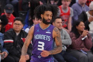 科比·怀特:总有队友能够站出来 每个人都愿意牺牲为彼此付出 - 资讯配图