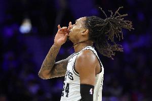 正负值+38最高！瓦塞尔10中7高效贡献19分外加7板4助 三分6中4 - 资讯配图