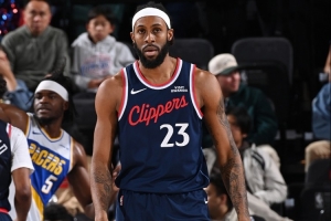 以赛亚·杰克逊：我不会有很多出手和球权 在场上尽量保持高效 - 资讯配图