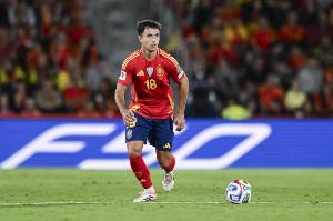 苏维门迪:想过和罗德里在国家队搭双后腰 队内开始聊到世界杯 - 资讯配图