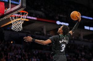 媒体人：莽夫之战森林狼神奇逆转 只能说狼队才是真正的莽夫啊 - 资讯配图