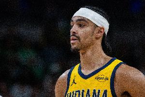 内姆哈德9中3&罚球6中6拿到14分 狂送19次助攻生涯单场新高 - 资讯配图