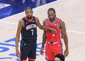 杜兰特&小卡谁更强？贝弗利：后者 他在不同队夺冠 没进超级球队 - 资讯配图