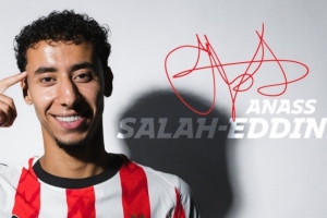 荷媒：埃因霍温想800万欧从罗马买断萨拉赫·埃丁，球员尚未同意 - 资讯配图