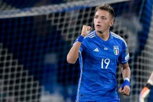 扛起意大利锋线重任!雷特吉:为国出战无比自豪,希望赢北爱尔兰 - 资讯配图