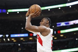 弹道偏了?巴雷特19中5&三分7中0仅拿12分6板4助1断 5次犯规 - 资讯配图