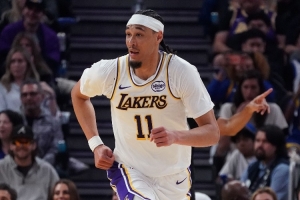 海斯:我长大的地方离这里1.5小时车程 能在父母面前比赛很兴奋 - 资讯配图