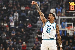 美记:国王利用困难特例和达坎·杰弗里斯签下10天短合同 - 资讯配图