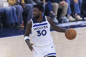 兰德尔:落后13分时我仍觉得能赢 我们只是一个回合一个回合地拼 - 资讯配图