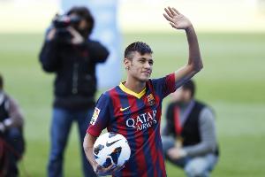 球迷称英超历史上没有球员比内马尔强，遭鲁尼、内维尔和基恩反驳 - 资讯配图