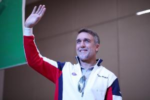 巴蒂斯图塔:马拉多纳是一个伟大的人,却像狗一样凄凉地死去 - 资讯配图