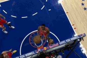 缺席13场比赛后复出！恩比德开场6分钟予取予求连得15分！ - 资讯配图