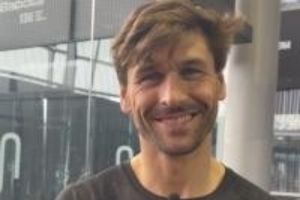 费尔南多·略伦特:巴萨vs马竞的欧冠肯定很精彩,更看好巴萨晋级 - 资讯配图