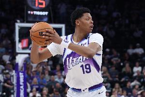 随便打打!贝利19中7拿15分并填满数据栏 三分6中1&两度精彩暴扣 - 资讯配图