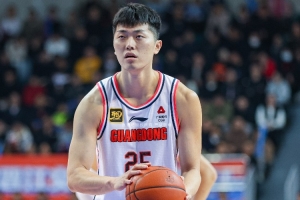 媒体人：广东输球不可怕 可怕的是能者上不去 庸者下不来 - 资讯配图