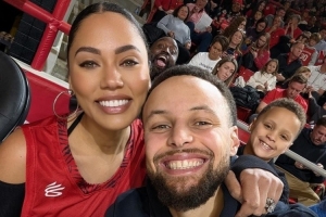 曾说年少时库里不是自己理想型!库嫂澄清:我那时认为他看不上我 - 资讯配图