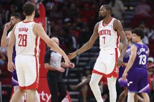 比尔·西蒙斯：火箭球员肢体语言糟透了 看起来完全不像一个整体 - 资讯配图