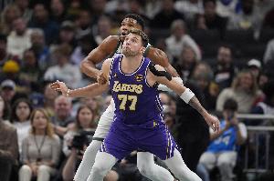 2020年至今40+场数榜:东契奇64场第一 字母大帝库里表哥紧随其后 - 资讯配图