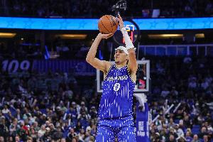 魔术主帅:布莱克和艾萨克目前只能做无对抗训练 做简单投篮练习 - 资讯配图