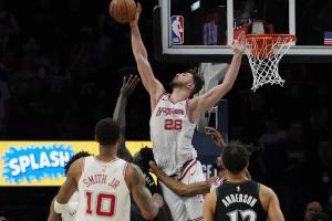 火&狼裁判报告：4漏判+2错判——两队各获利三次！KD就不该两罚！ - 资讯配图