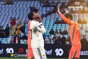 0-2不敌中国队！库拉索队社媒：重整旗鼓，专注周二之战 - 资讯配图