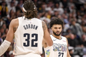 纯分度很高！本赛季不超过6罚球砍50+的球员：穆雷两次、戈登 - 资讯配图