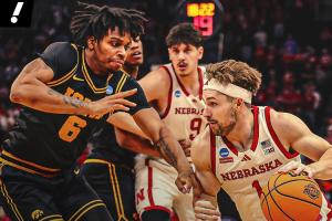 ✨这里也有奇迹！9号种子爆冷逆转 后者关键换人失误仅4人在场！ - 资讯配图