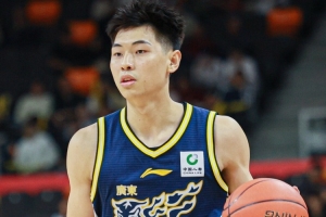 媒体人：这不是崔永熙的最好状态 他的高光在下赛季 本季随便打打 - 资讯配图